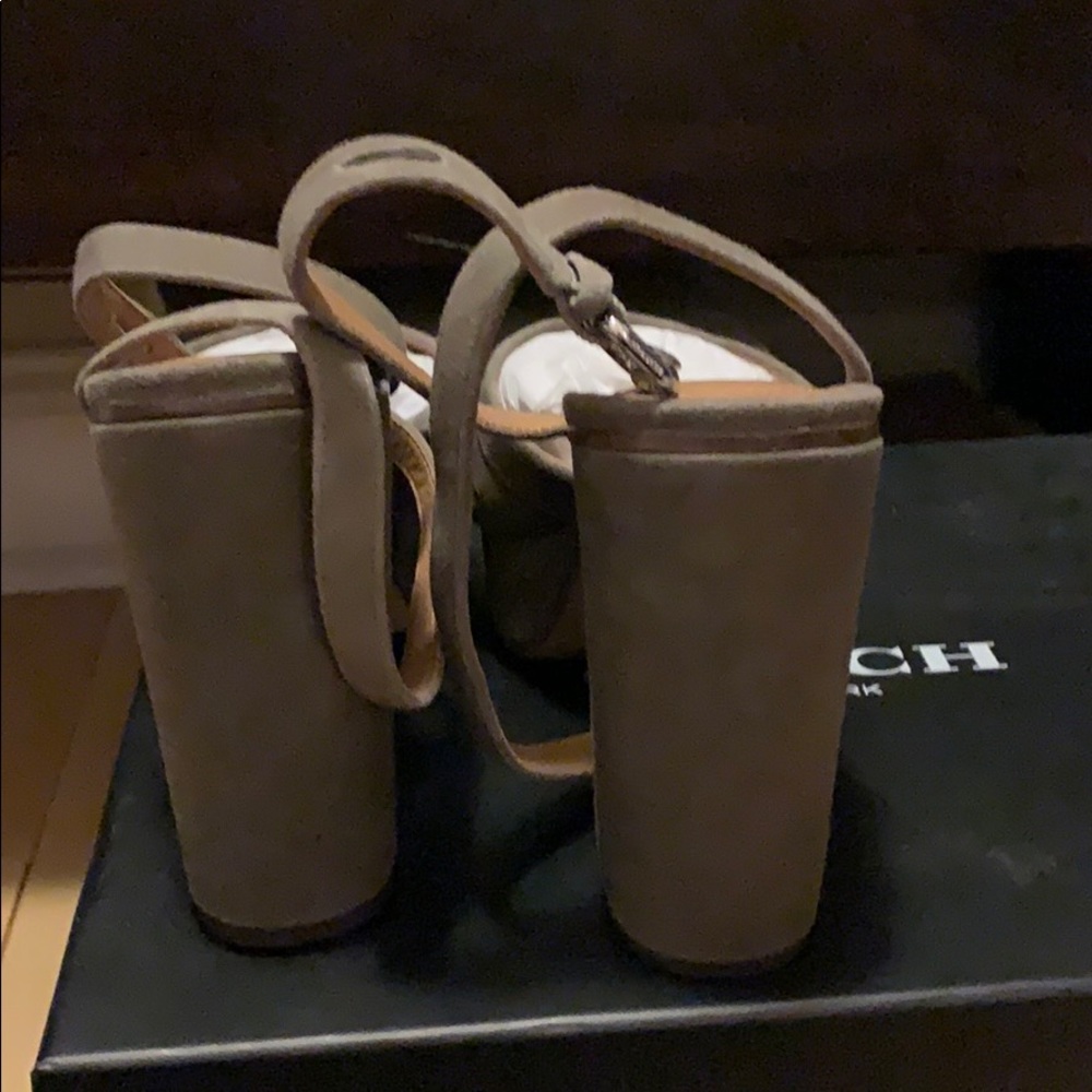 Shoes - Picture 3 of 11
